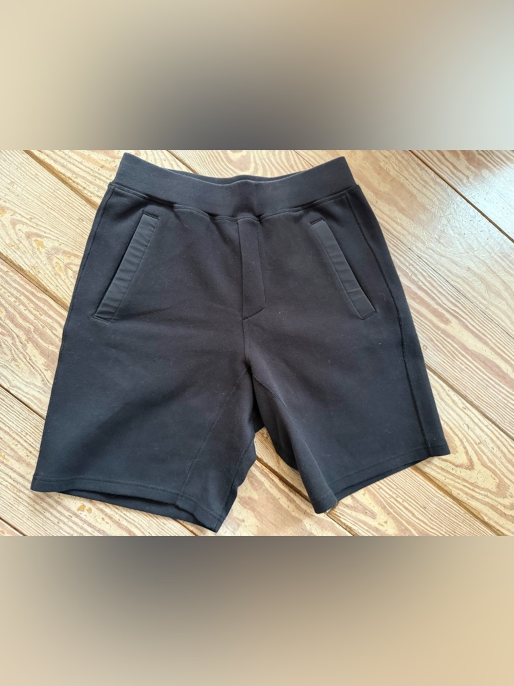 Ten thousand 7” recover short size L - no size tag